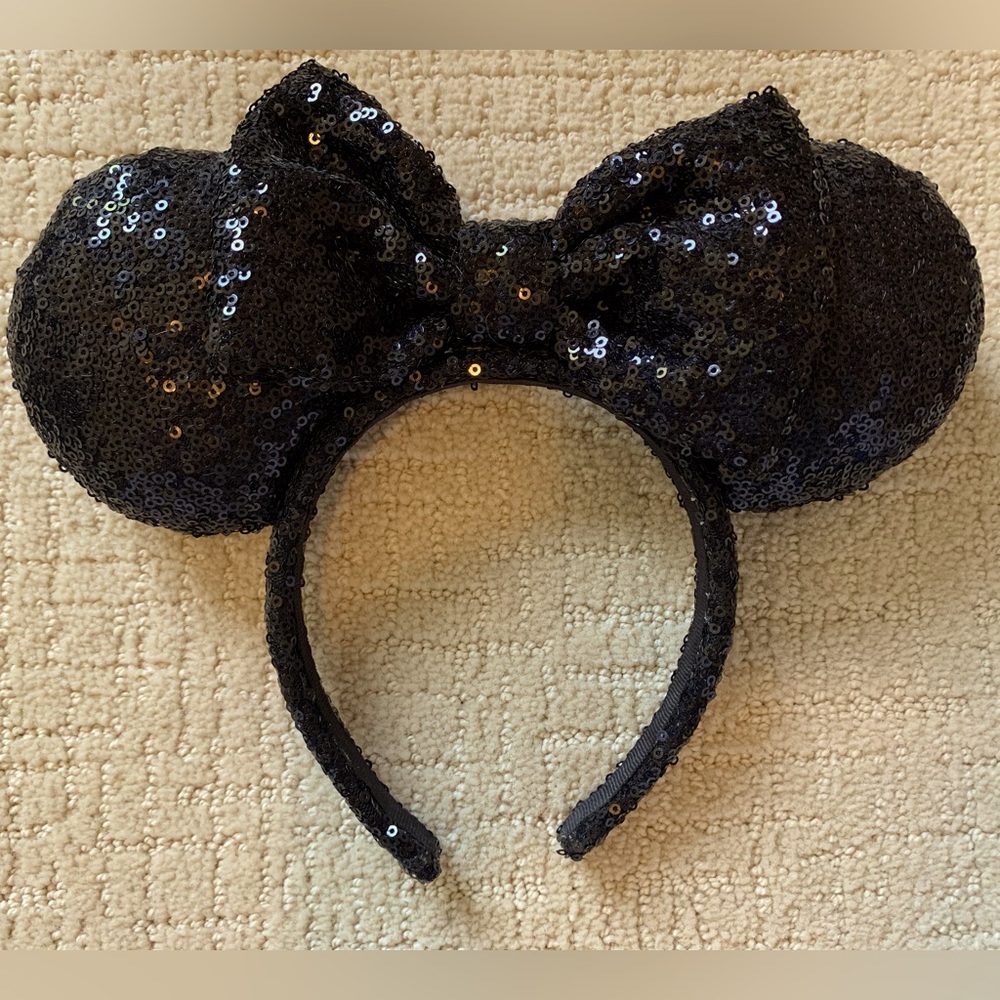 Sparkle Black Mini Ears